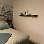Holset70 Bed & Breakfast 4*