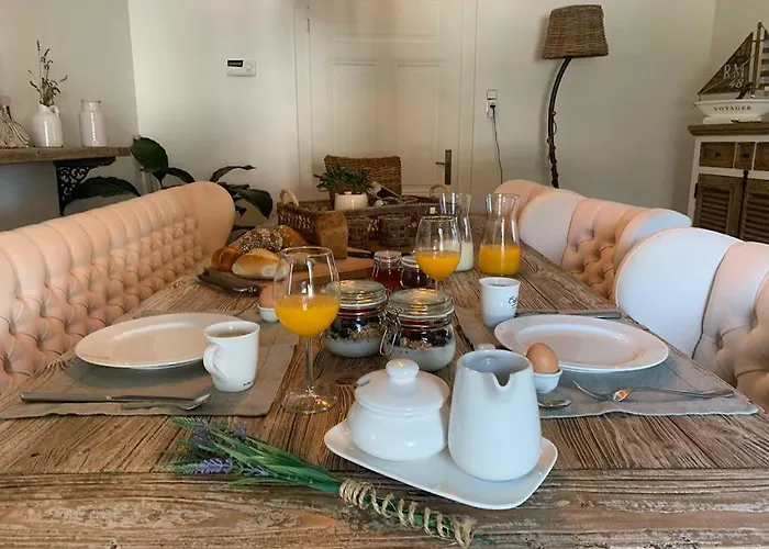 Holset70 Bed & Breakfast Lemiers