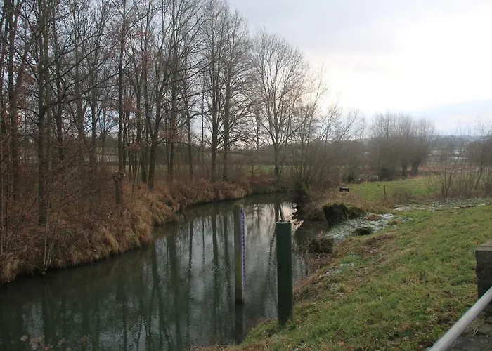 Holset70 Bed & Breakfast 4*